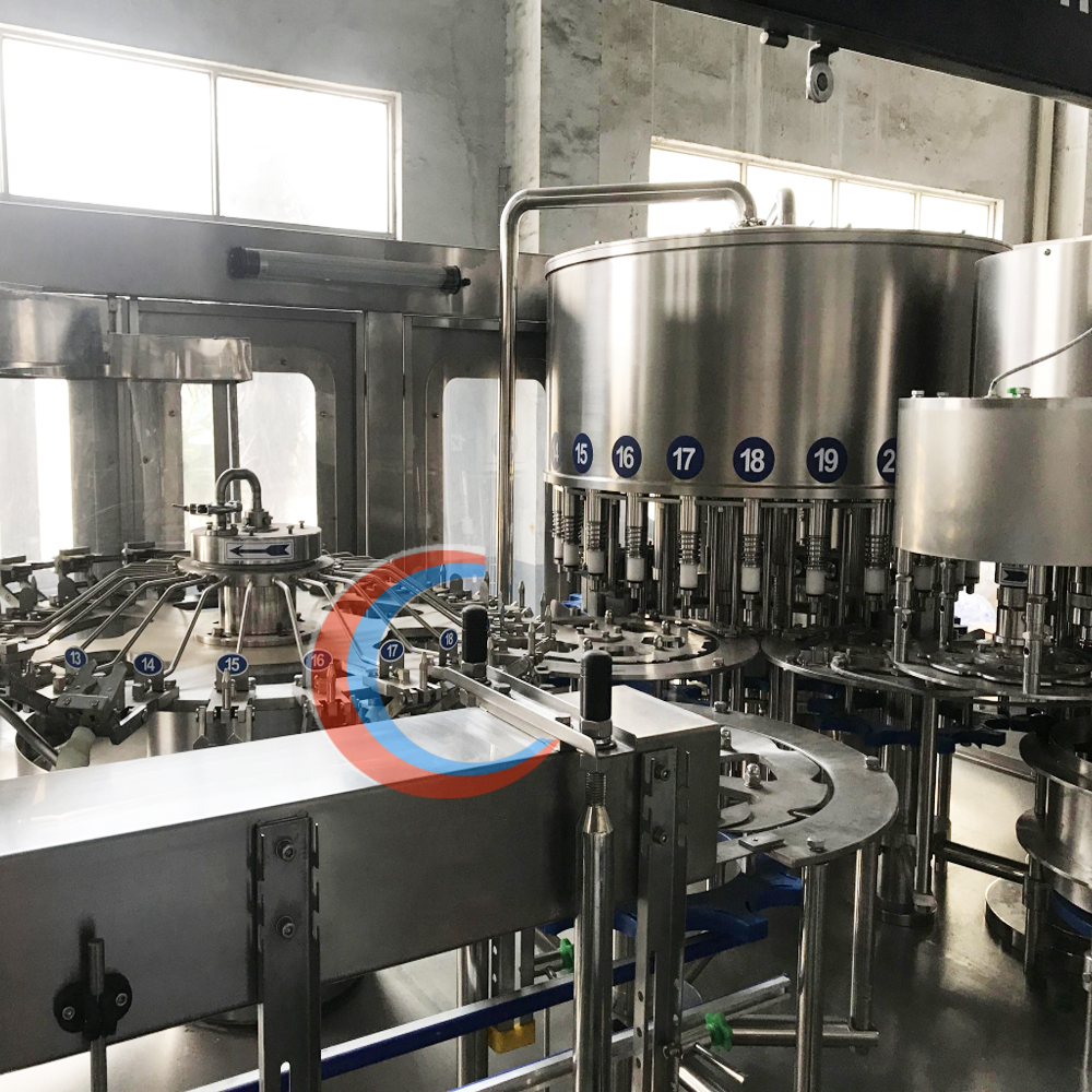 Dây chuyền chiết rót đóng vặn nắp 2