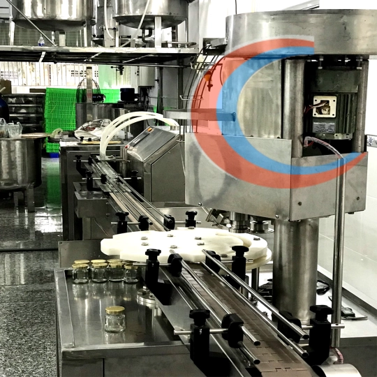 Dây chuyền chiết rót, đóng nắp yến hủ chất lượng cao